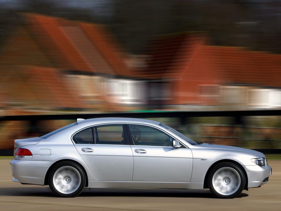  BMW 730d 2002 года  (UK) (фото 3 из 5)